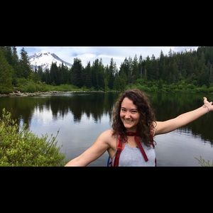 Meet your Posher, Jessica